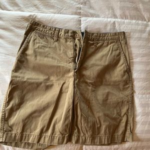 Polo Ralph Lauren Men’s khaki shorts : 35 Waist